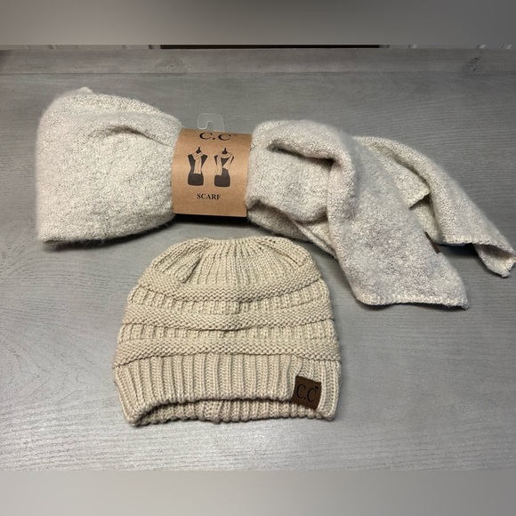 C.C Soft Stretch Messy Bun Ponytail Beanie And C.C Mixed Color Boucle Scarf Set - Picture 1 of 10